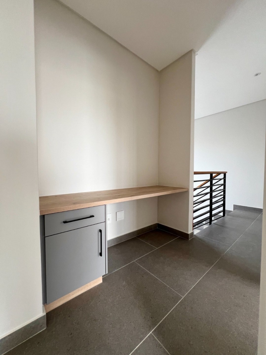 3 Bedroom Property for Sale in Sandown Western Cape